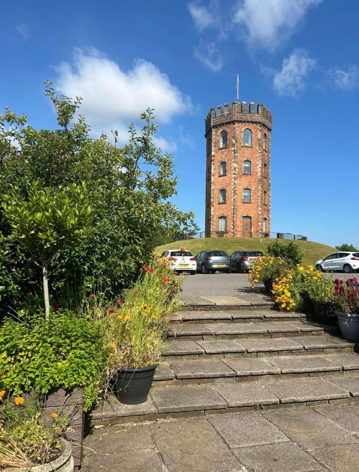 Towers Hotel & Spa Swansea Exterior photo